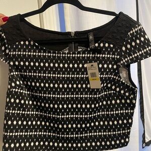 Jessica Simpson Black and White Women's Set